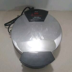 Toastmaster Belgian Waffle Baker Maker Model 200 Chrome 7" Tested Working VGC!